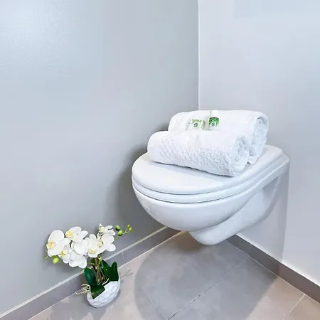 Comfortable Family Flat In Appartamento Parigi